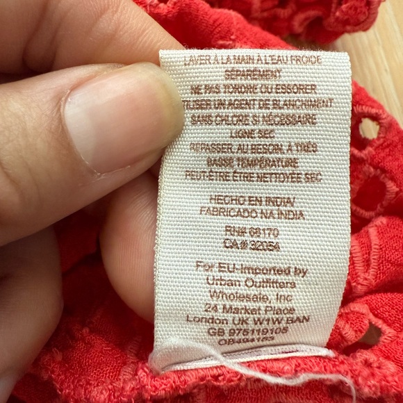 Free People Red off‎ shoulder ruffle eyelet top size S boho indie cowgirl - Picture 8 of 8